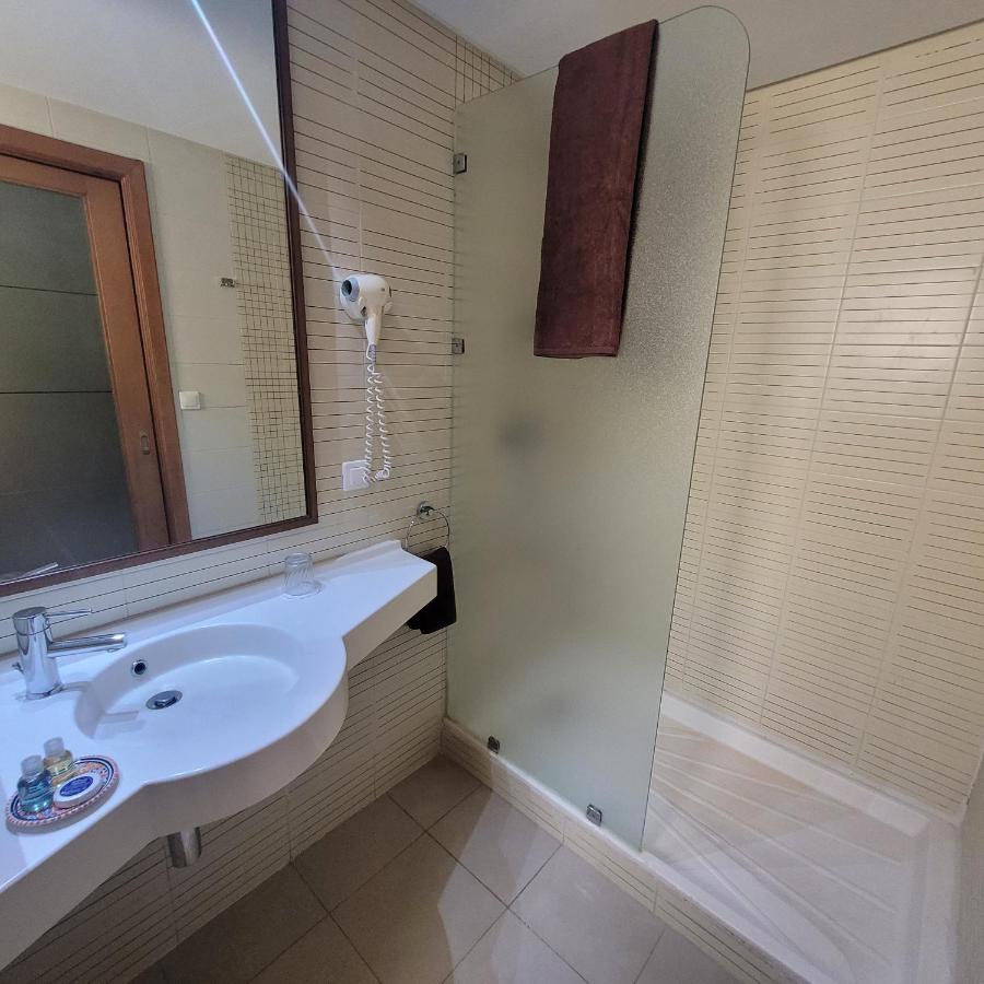 Hotel Tiba Tunis Exterior photo