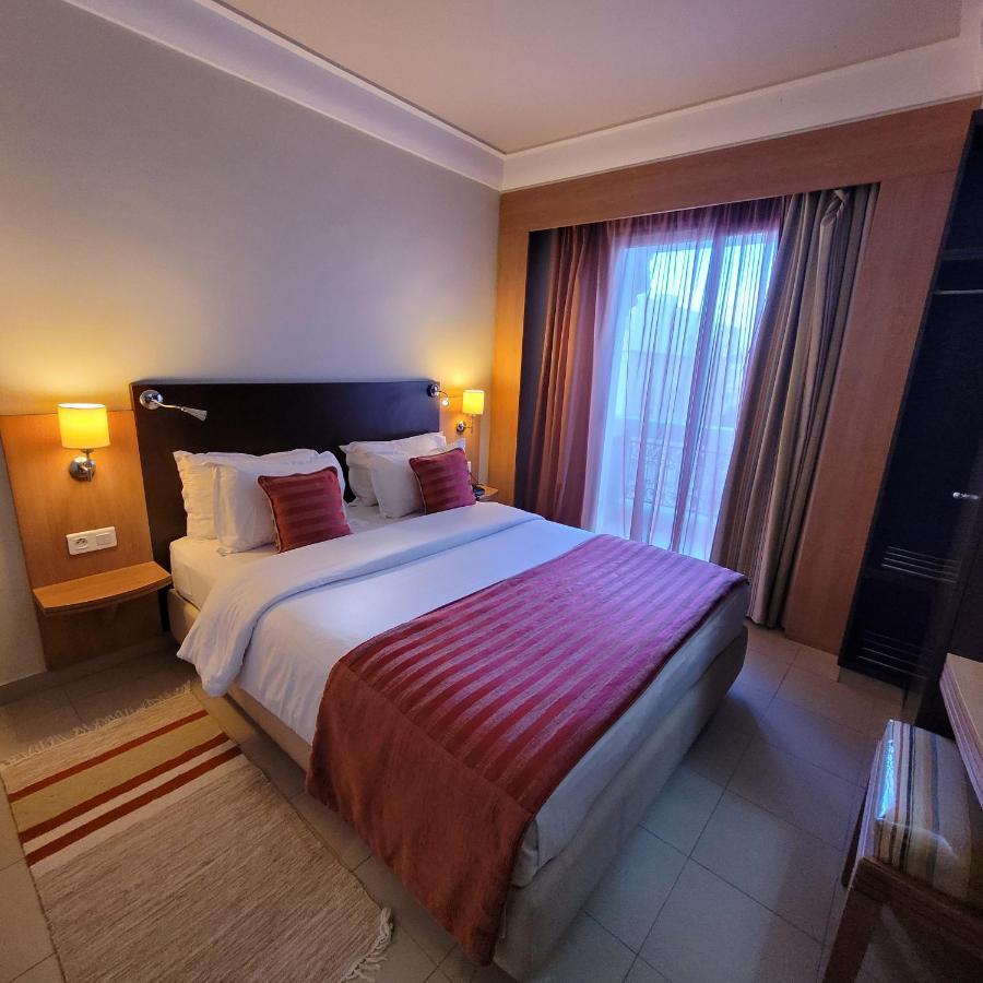 Hotel Tiba Tunis Exterior photo