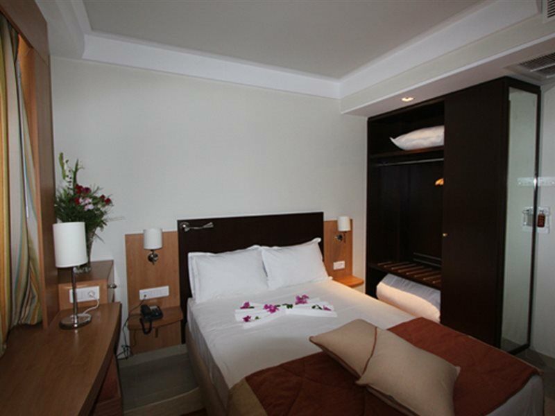 Hotel Tiba Tunis Exterior photo